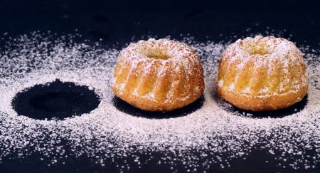 cake-3456747　ケーキ スポンジケーキ ボウル ケーキ 小 デザート 塞ぎます ペストリー 食べる 食品