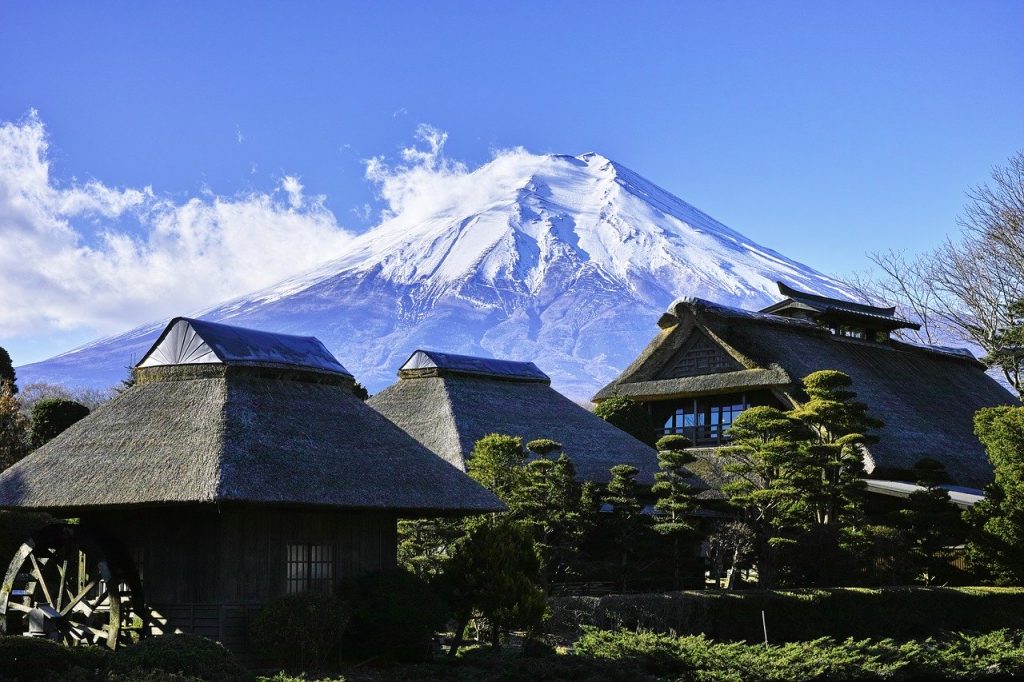 mt-fuji-1898711　富士山 日本 日本の山 空 風景 世界遺産 青空