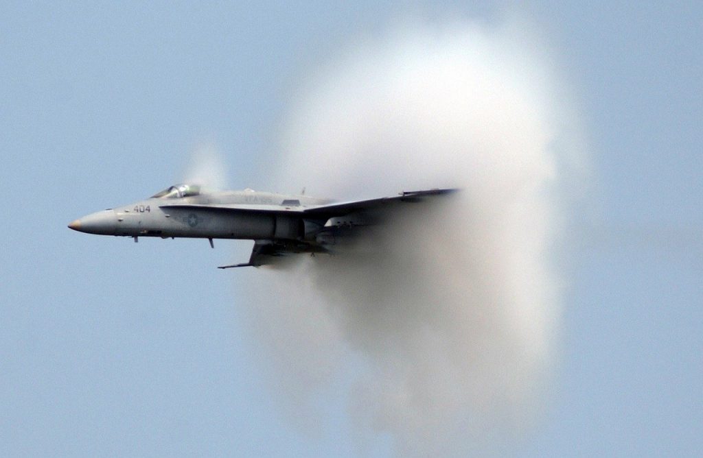 supersonic-1004　超音速 音速の壁 速度 戦闘機 ジェット 航空機 軍 ミリタリー 戦争 戦う 飛行