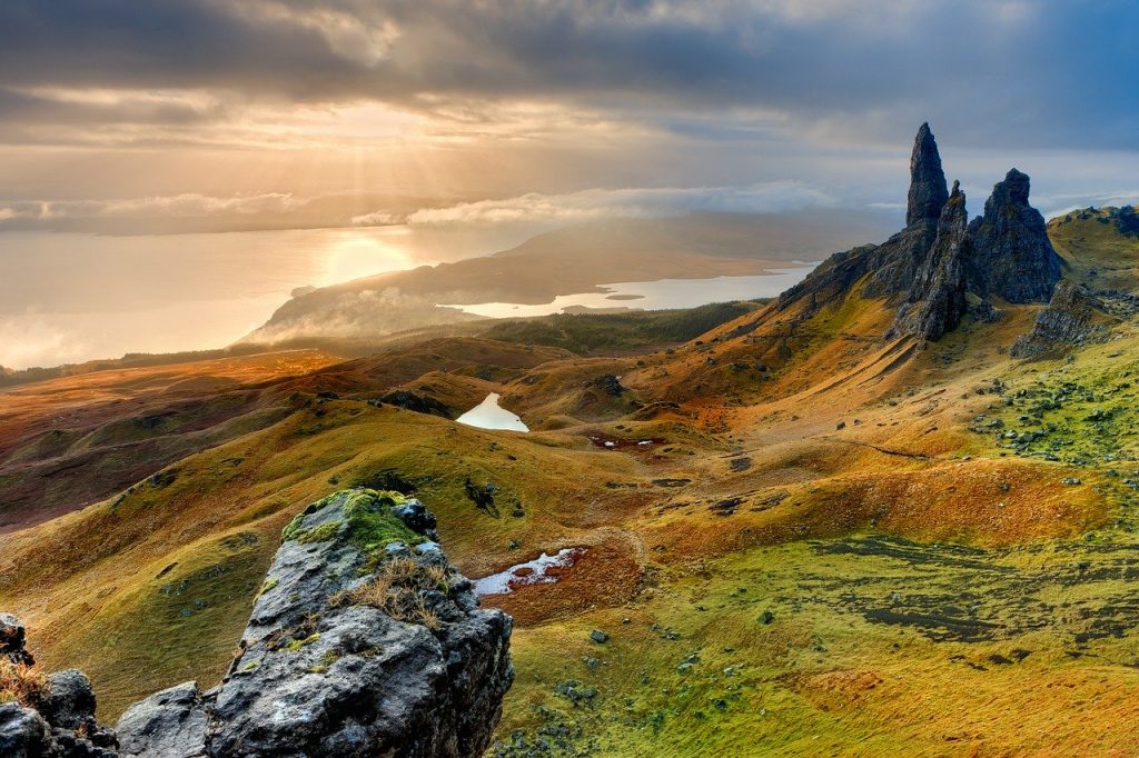 landscape-540115 風景 スコットランド スカイ島 ストーの老人 自然 高地や島々 丘 英国 高地 気分 山