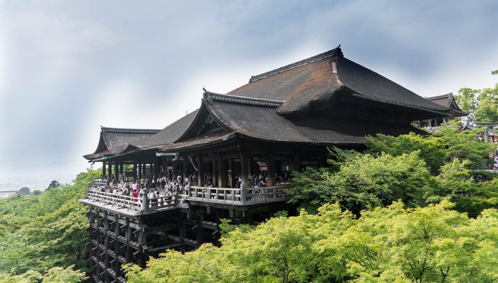 japan-1432858　日本 京都 清水寺 アジア ランドマーク 旅行 有名な アーキテクチャ 寺 観光 夏 空