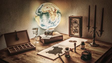 rustic-3441673　素朴な 古代 地図 地球 Tuscheインドインク インク 古い 静物 ビンテージ テーブル
