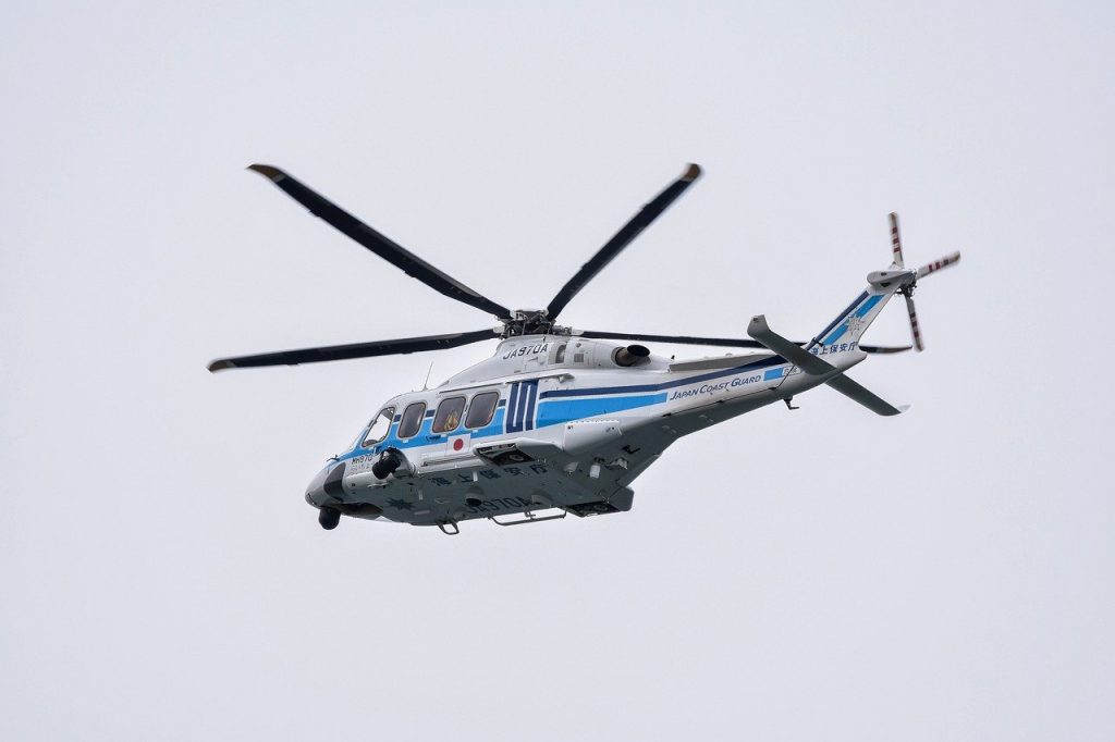 vehicle-4902418　乗り物 航空機 ヘリコプター ローター プロペラ フライト パトロール 空 自然 風景